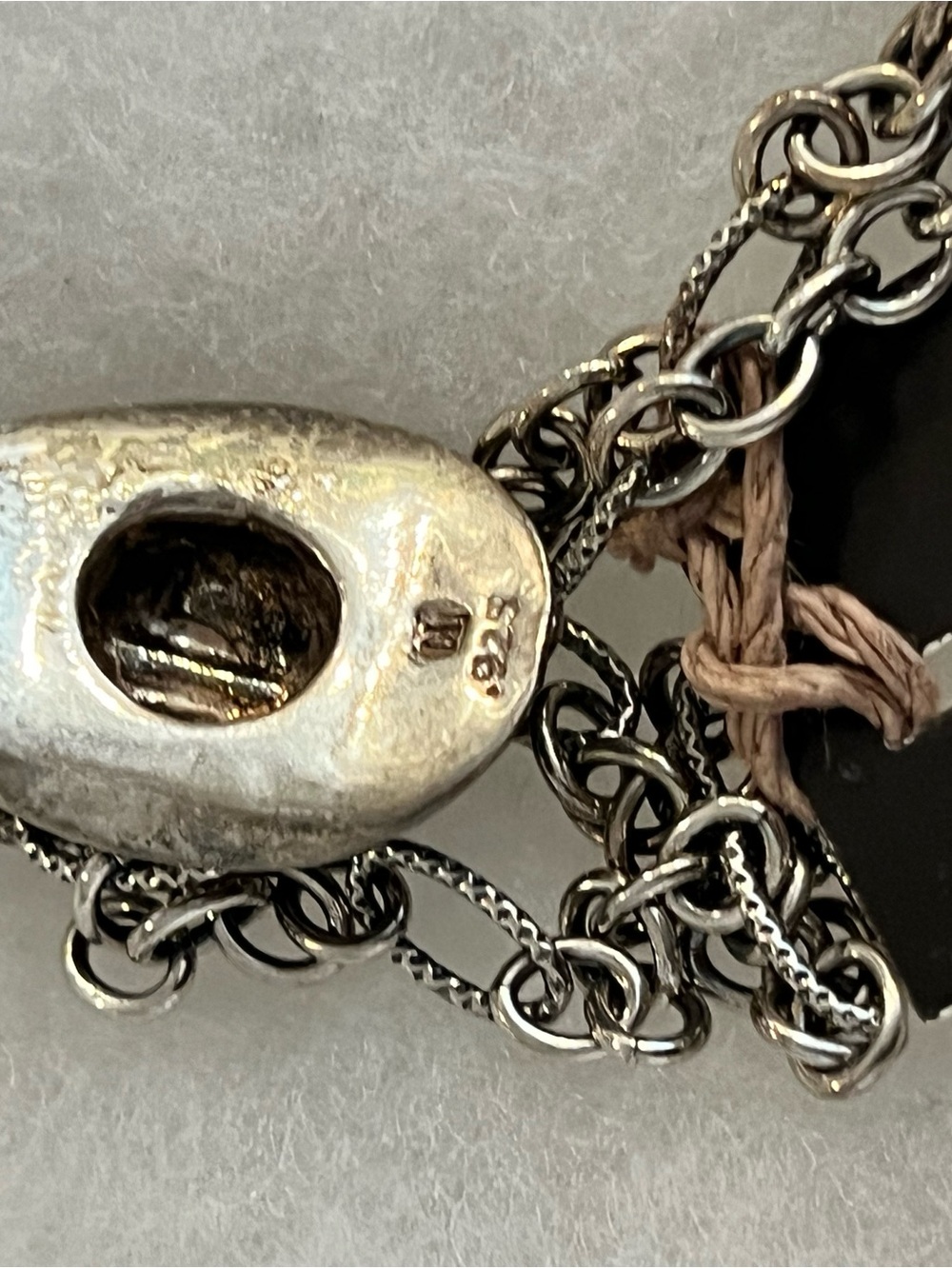 Spoiled Cowgirlz Cowgirl Hat Necklace - NWT - Picture 10 of 11